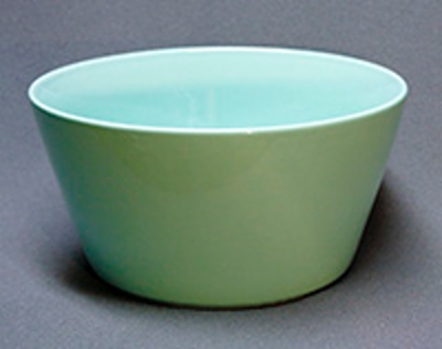 Arabia serving dishes, serving bowls, trays, egg cups & candleholders